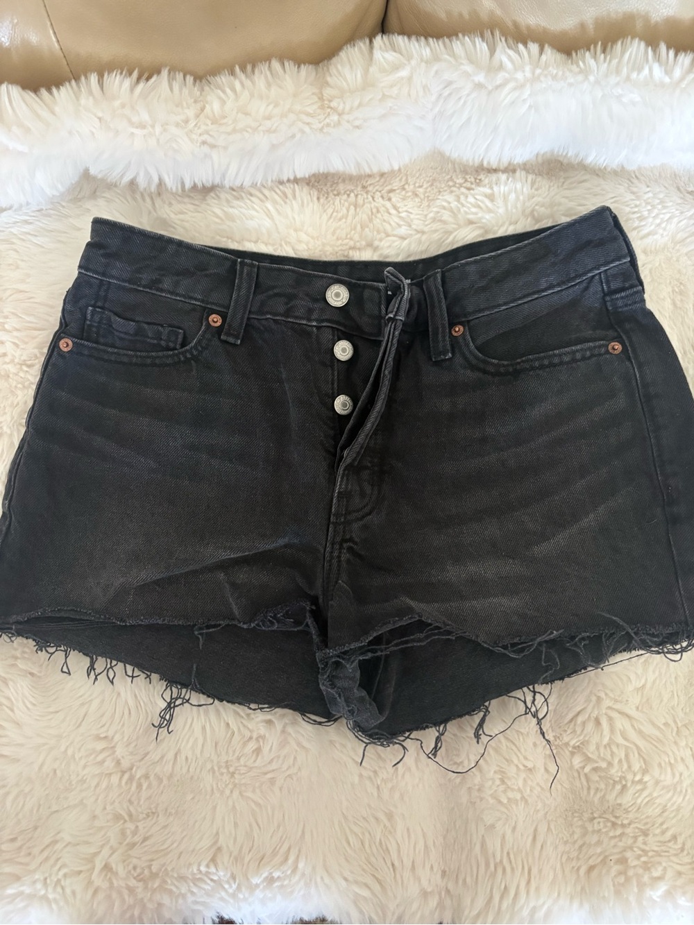Old Navy Black Frayed-Hem High-Rise Jean Shorts